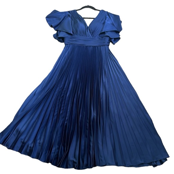 Mac duggal pleaded midi dress  flowwy sleeves built i bra size 6 cocktail party - Picture 13 of 16